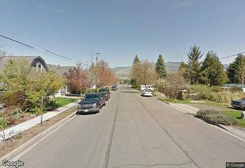 Bellview Ave, Ashland, OR 97520