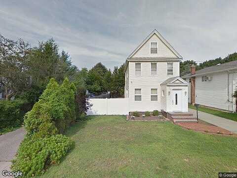 West, HICKSVILLE, NY 11801