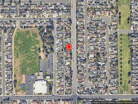Newland, HUNTINGTON BEACH, CA 92647