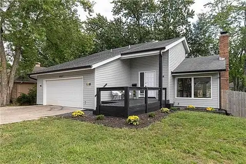 3Rd, LEES SUMMIT, MO 64081