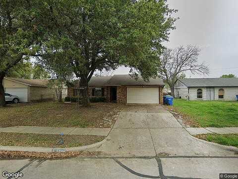 Maple, ROWLETT, TX 75089