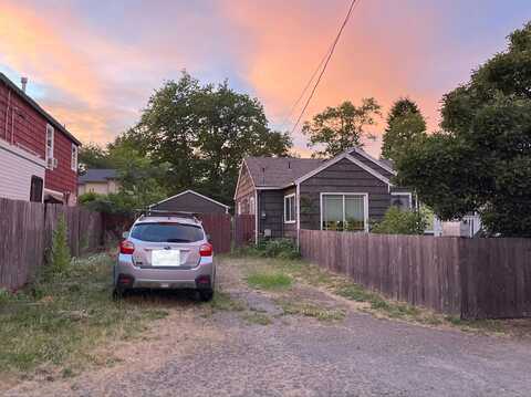 Nehalem, PORTLAND, OR 97206