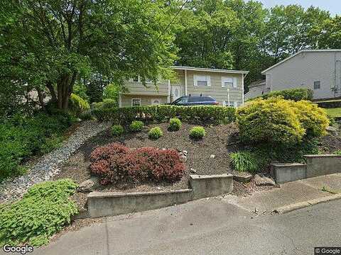 Manette, VALLEY COTTAGE, NY 10989