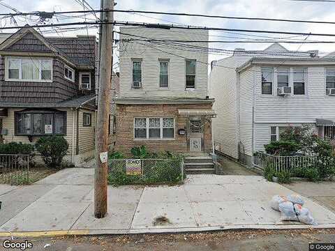 89Th, WOODHAVEN, NY 11421