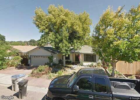 15Th, LAKEPORT, CA 95453