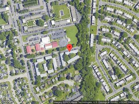 S Ave Apt R4, Secane, PA 19018