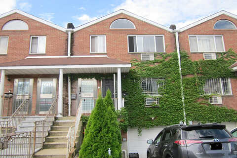 83 -32 159Th St, Briarwood, NY 11432