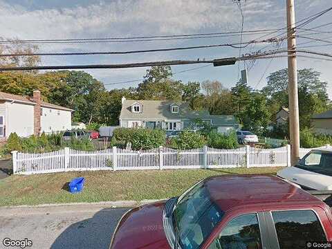 Greenwich, ROOSEVELT, NY 11575