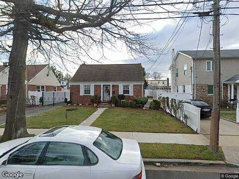 Macon, UNIONDALE, NY 11553