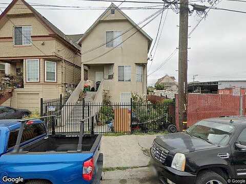 33Rd, OAKLAND, CA 94601