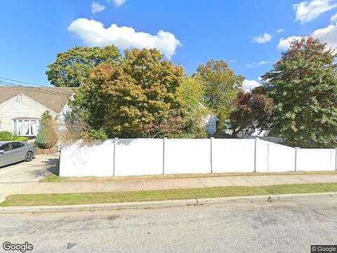 Walton, UNIONDALE, NY 11553