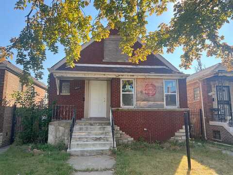 Kingston, CHICAGO, IL 60617