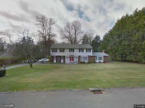 Gray Rock, TRUMBULL, CT 06611