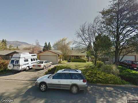 Oak Knoll, ASHLAND, OR 97520