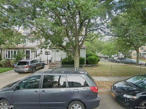 88 02 237Th St, Bellerose, NY 11426