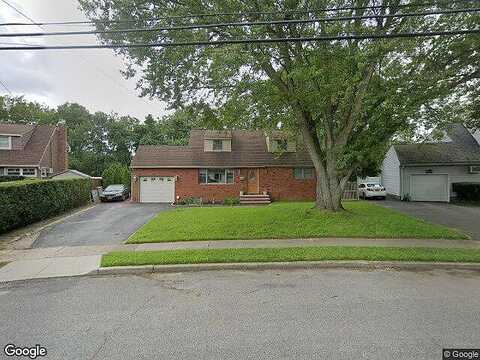 Westwood, MASSAPEQUA PARK, NY 11762