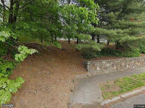 Colony, MERIDEN, CT 06450