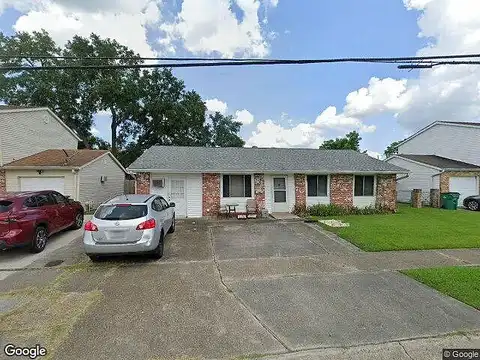 Oakwood, GRETNA, LA 70056