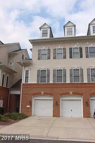 Harrover Pl, Lorton, VA 22079