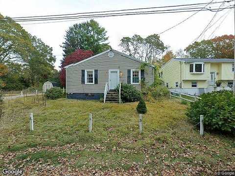 Clarence, PAWCATUCK, CT 06379