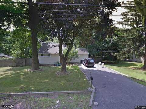 Dolores, CENTRAL ISLIP, NY 11722