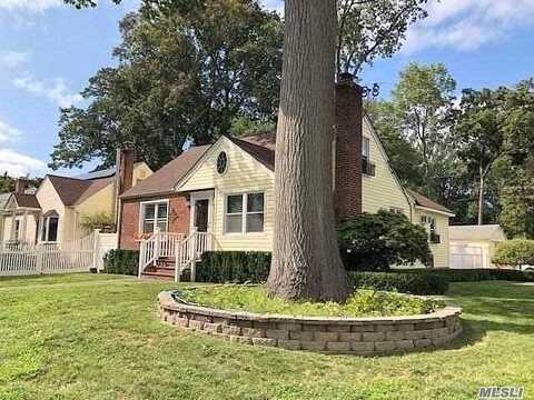 Redwood, GLEN COVE, NY 11542