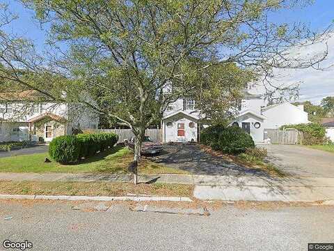 Trim, BAY SHORE, NY 11706