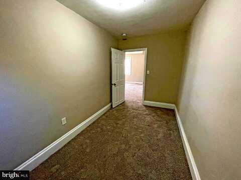 Warwick, BALTIMORE, MD 21216