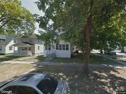 8Th, CEDAR RAPIDS, IA 52404