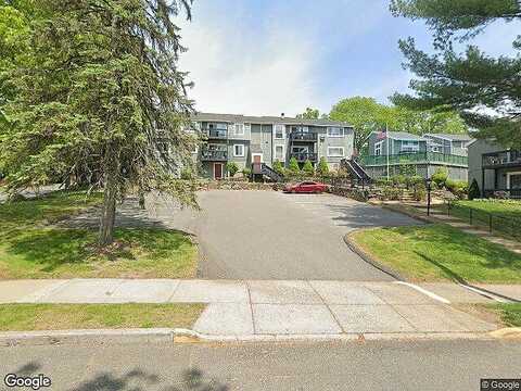 Ameridge Drive #93, Bridgeport, CT 06606