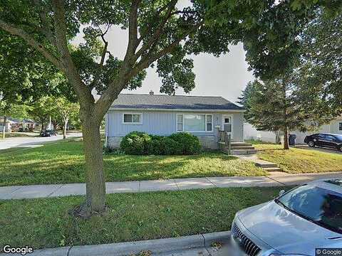 Melvina, MILWAUKEE, WI 53222