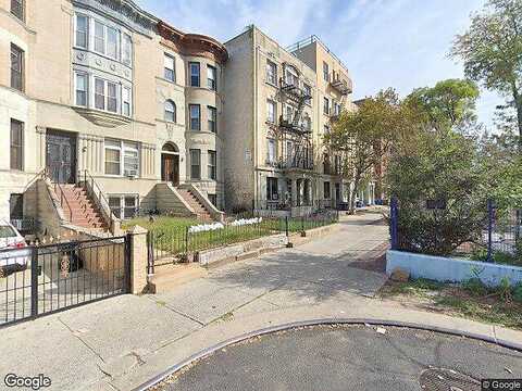 Saint Marks, BROOKLYN, NY 11213