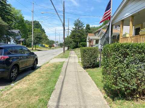 Nelson, CLEVELAND, OH 44105