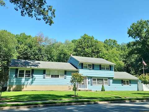 Broadway, NORWOOD, NJ 07648