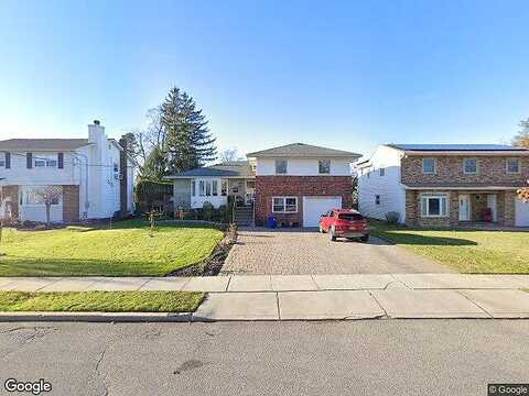 Old Britton, NORTH BELLMORE, NY 11710