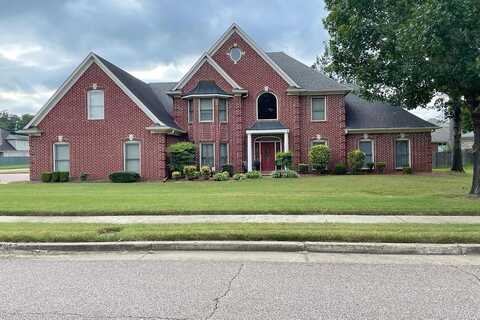 Woodland Hills, CORDOVA, TN 38018