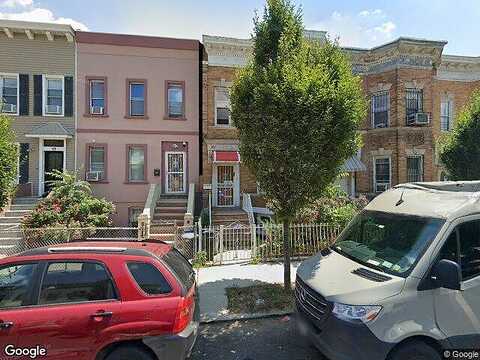 31St, BROOKLYN, NY 11226