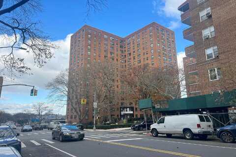 99 05 63Rd Drive, Unit 5B, Rego Park, NY 11374