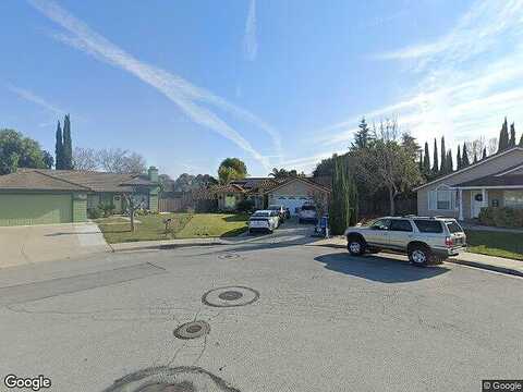 Paseo, HOLLISTER, CA 95023