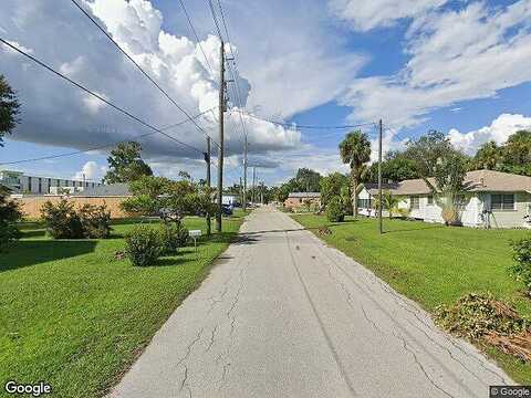 Allen St, FORT MYERS, FL 33916