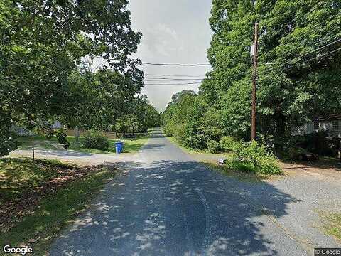 Cherrywood Rd, RANDLEMAN, NC 27317