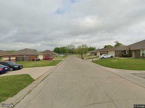 Cricket Dr, BELLMEAD, TX 76705