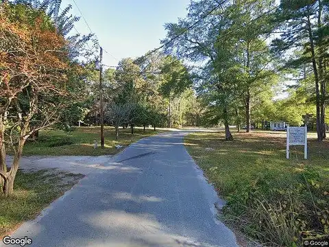 Edwards Ave, BLADENBORO, NC 28320