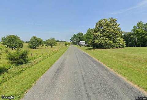 English Rd, ROCKY MOUNT, VA 24151