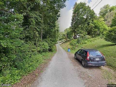 Heavener Ave, STONEWOOD, WV 26301