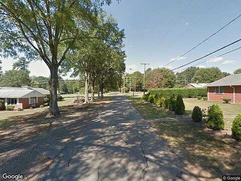 Howard St, MOCKSVILLE, NC 27028