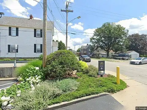 Lloyd Pl, ELLWOOD CITY, PA 16117