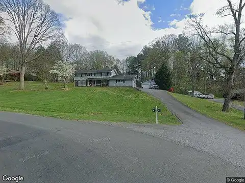 Mark Ln, NORTH WILKESBORO, NC 28659