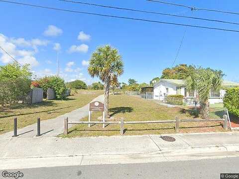 Nw 4Th St, BOYNTON BEACH, FL 33435