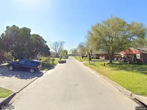 Oleander Ave, TEXAS CITY, TX 77590